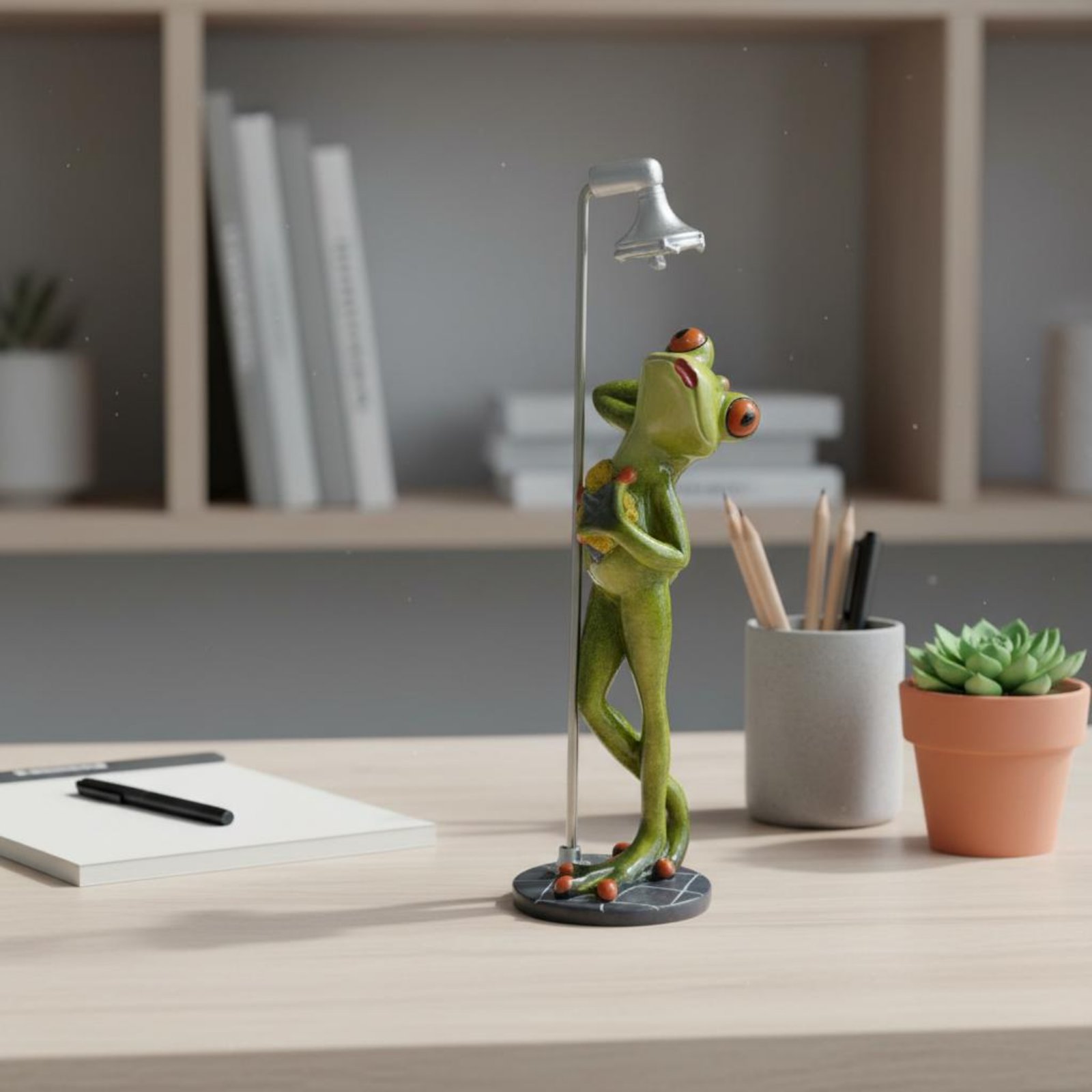 Showering Frog Figurine Great  - Home Bathroom Decor recension och pris